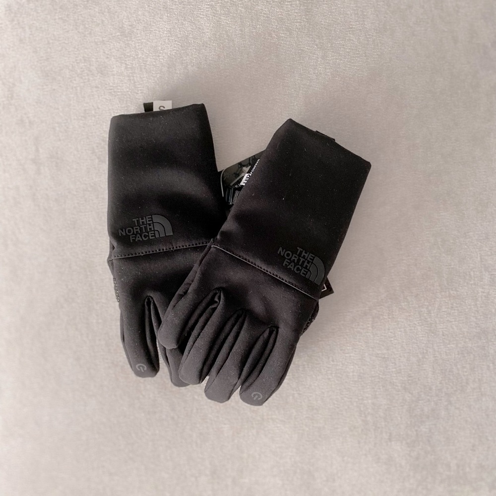Youth Under Armour Gloves